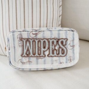 Kenz Kustomz Wipes Pouch